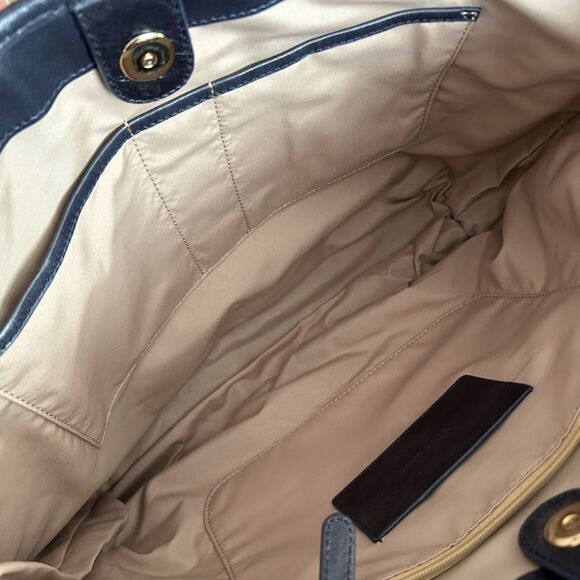 Cole Haan crackled leather navy tote bag - Picture 5 of 13